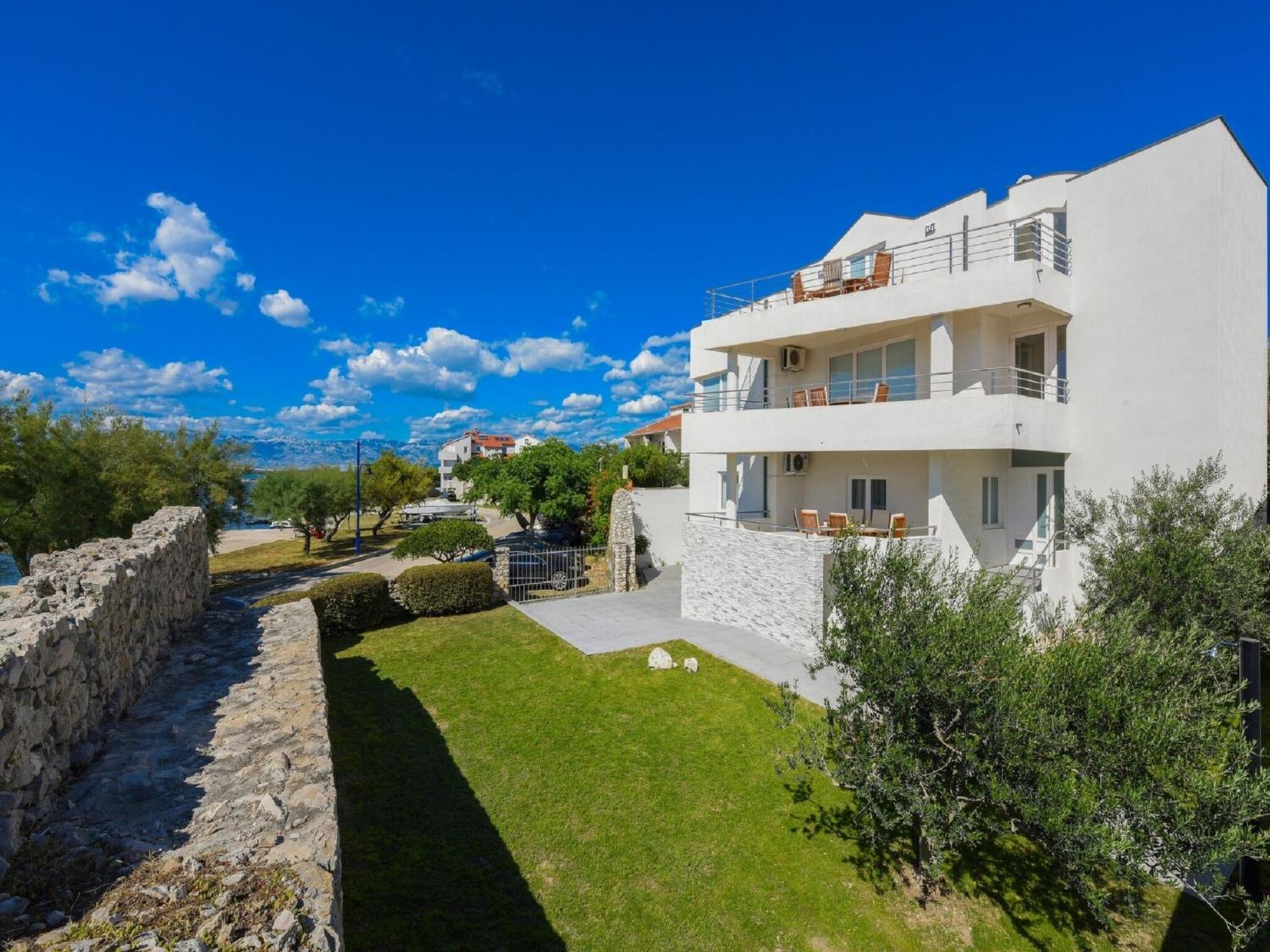 Modern Villa In Nin With Terrace 외부 사진